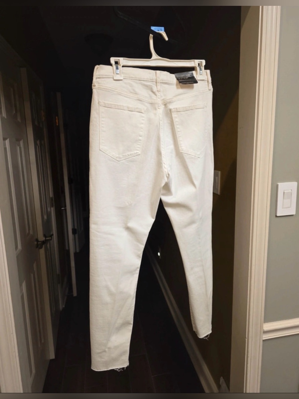 NWT-10waist 30 petite preppy, golf Banana Republic Women's White Skinny Jeans - Picture 2 of 5